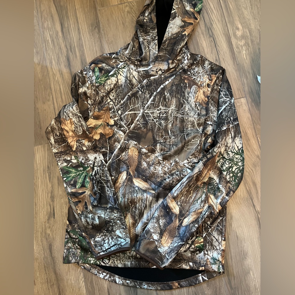 Real tree fleece hoodie pull over with pockets